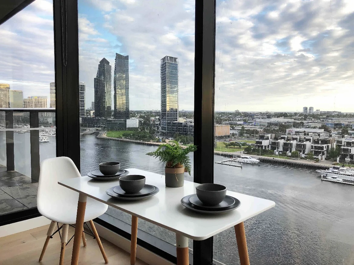 1001/915 Collins Street, Docklands VIC 3008