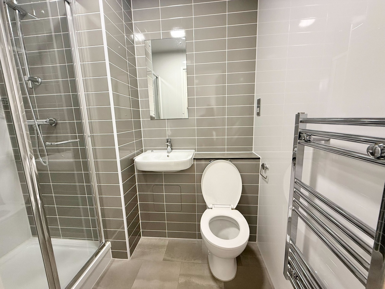 Additional image 8 of 1 Bed Flat, Fleet Court, LE1, N1 7GU