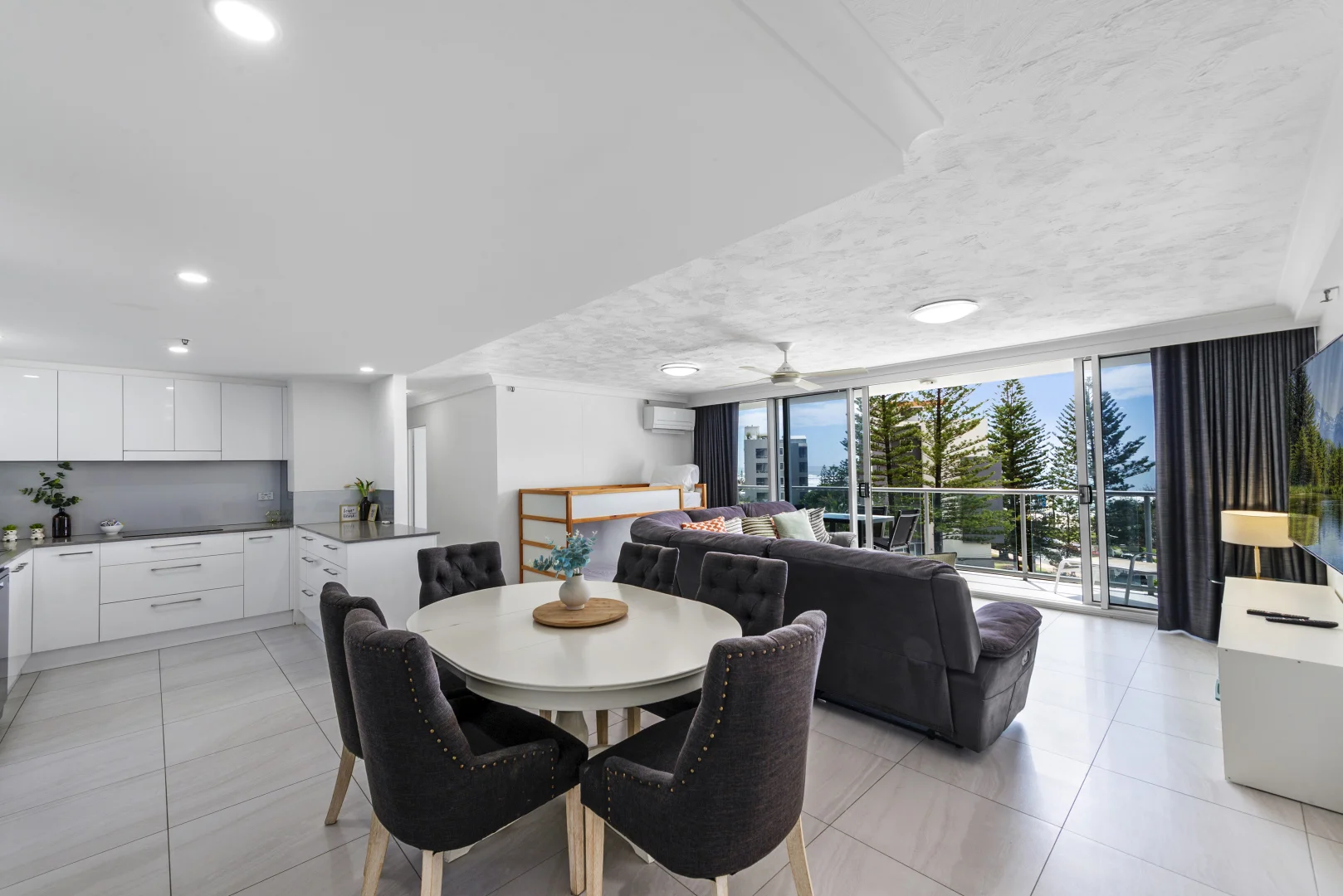 Additional image 4 of 5B/5 Clifford Street, Surfers Paradise QLD 4217