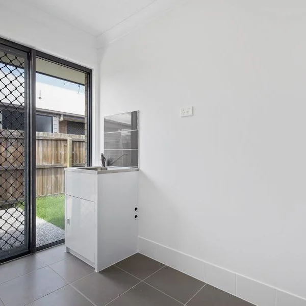 Additional image 7 of 21 Wallace Street, Walloon QLD 4306