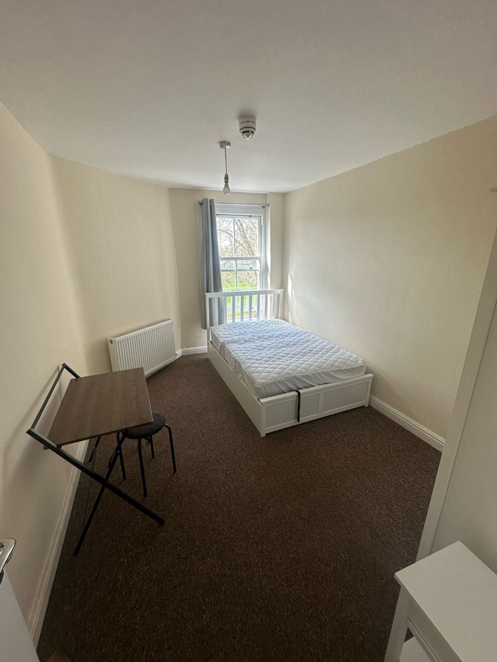 Additional image 12 of Room in a Shared House, Carlyle Road, CB4, N1 7GU