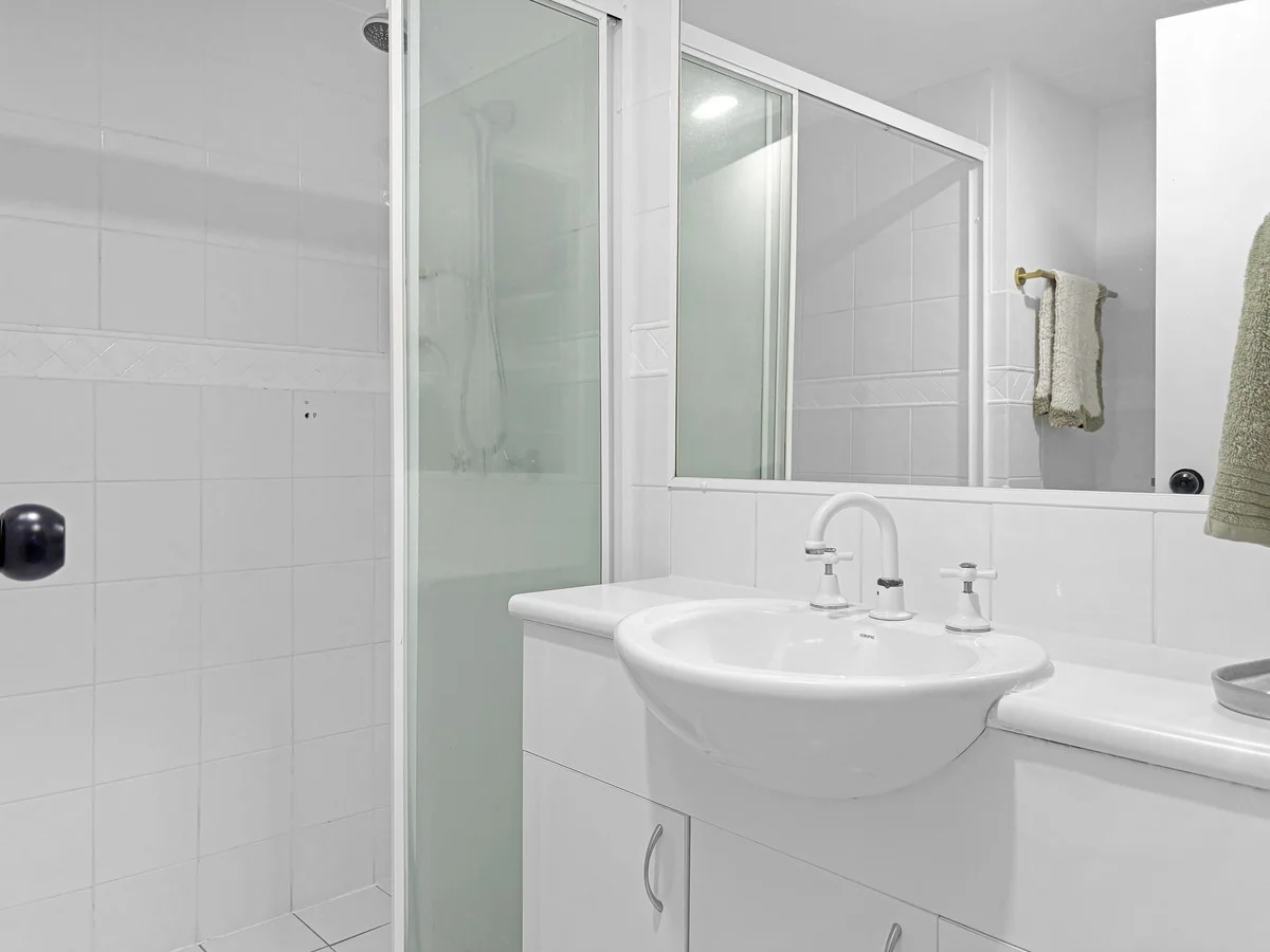 15E/1 Great Hall Drive, Miami QLD 4220 photo 5