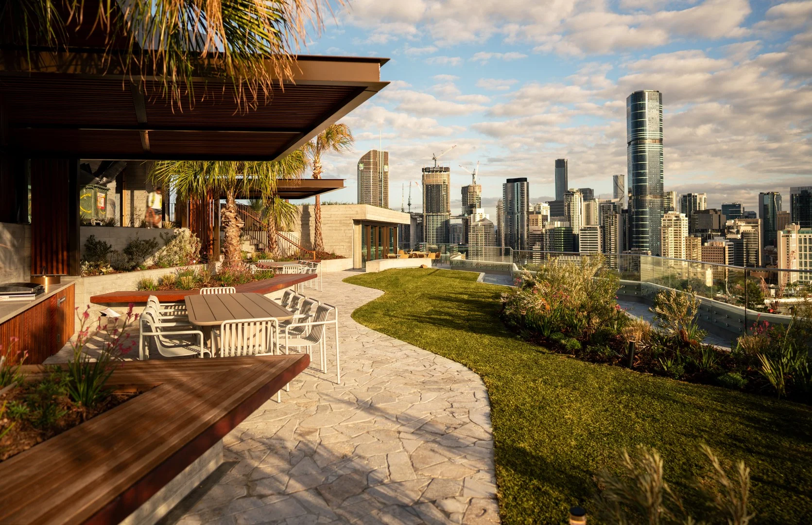 Additional image 19 of 1205/470 Main Street, Kangaroo Point QLD 4169