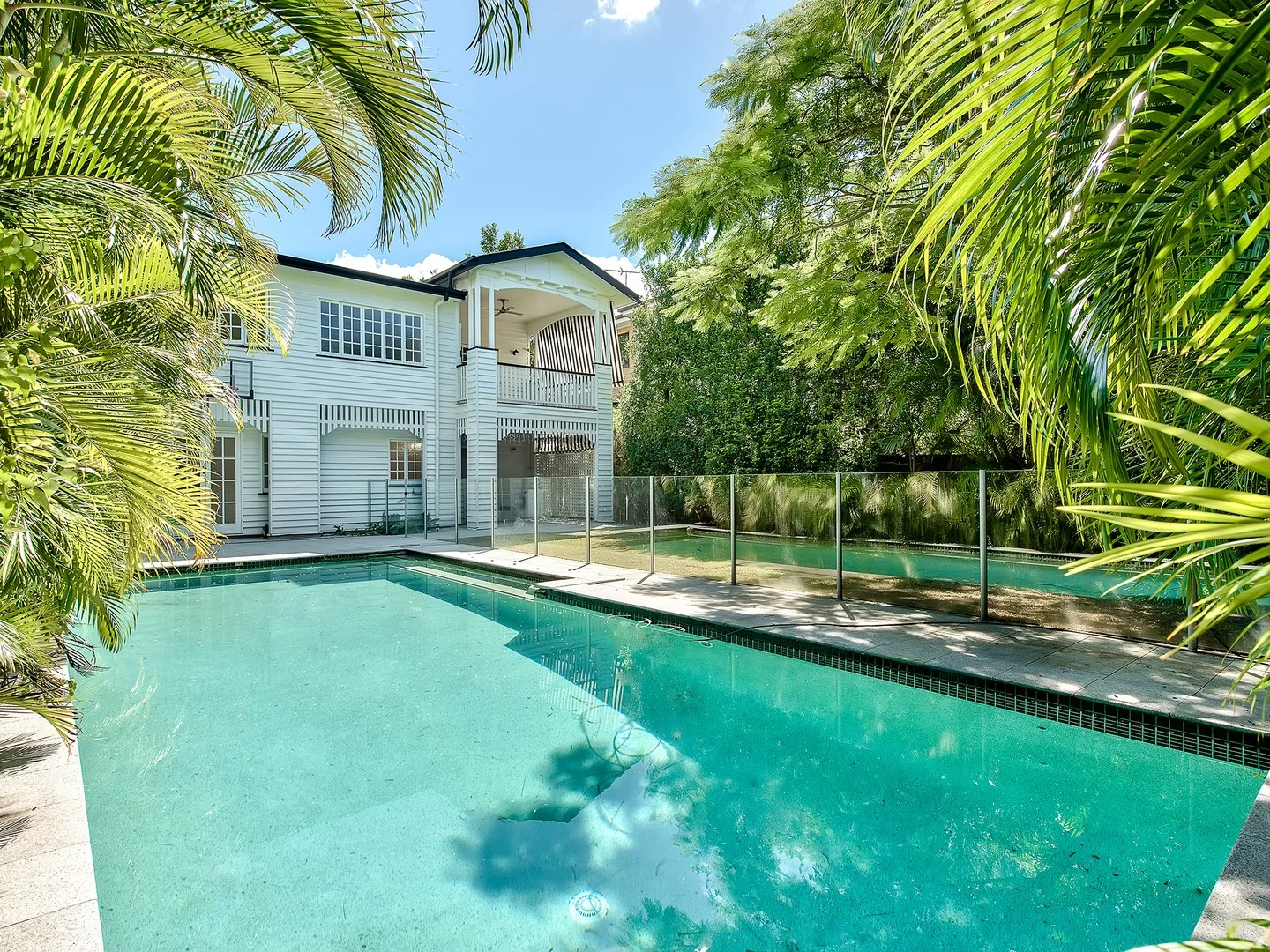 14 Toohey Avenue, Greenslopes QLD 4120
