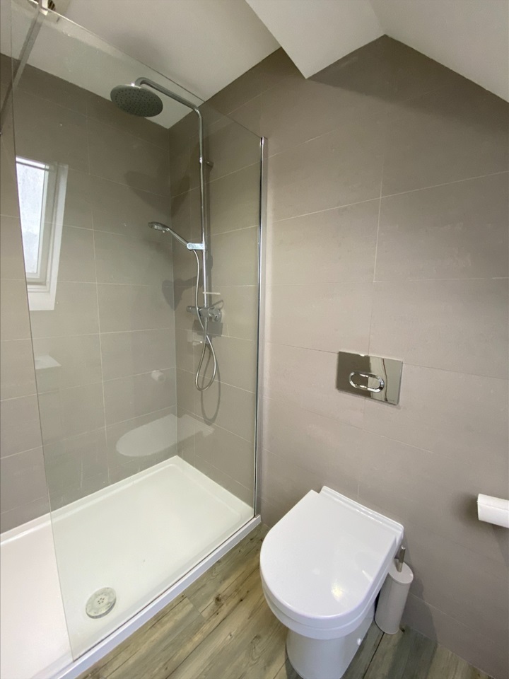 Additional image 9 of 2 Bed Penthouse, King's Crescent Apartments, DE1, N1 7GU