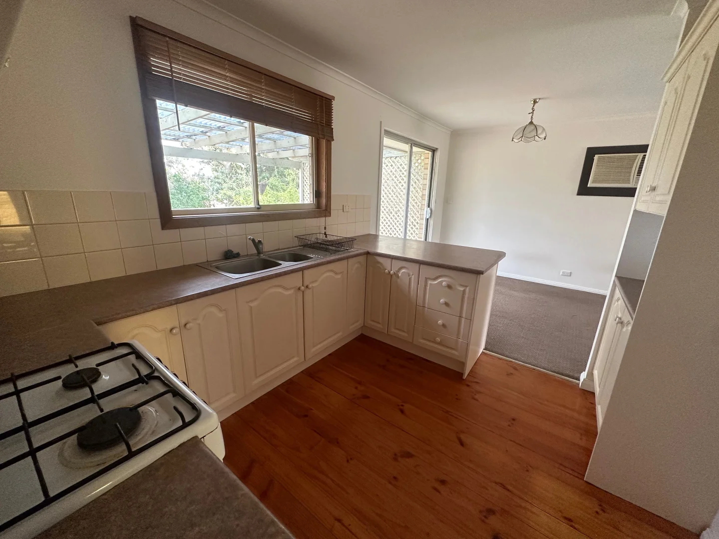 Additional image 4 of 10 Pangari Drive, Fairview Park SA 5126