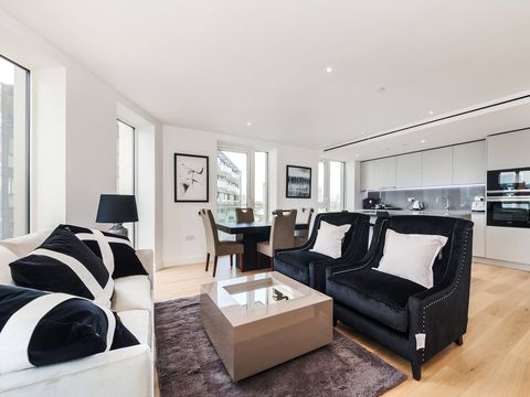 Admiralty House, 150 Vaughan Way E1W