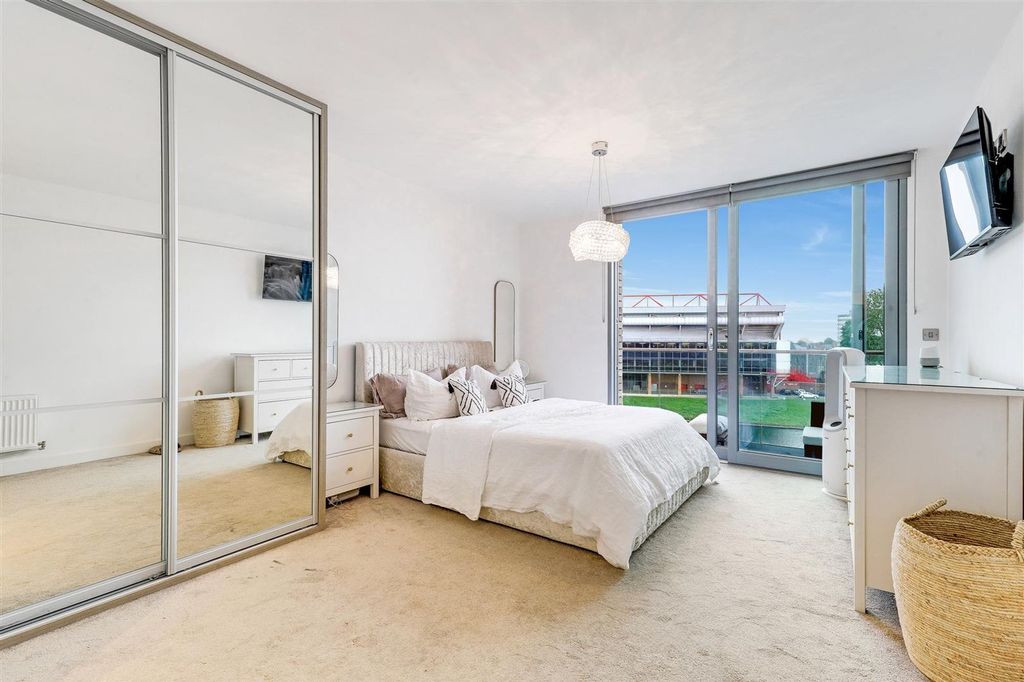 Additional image 6 of 2 bed flat for saleTrent Bridge View, Nottingham NG2