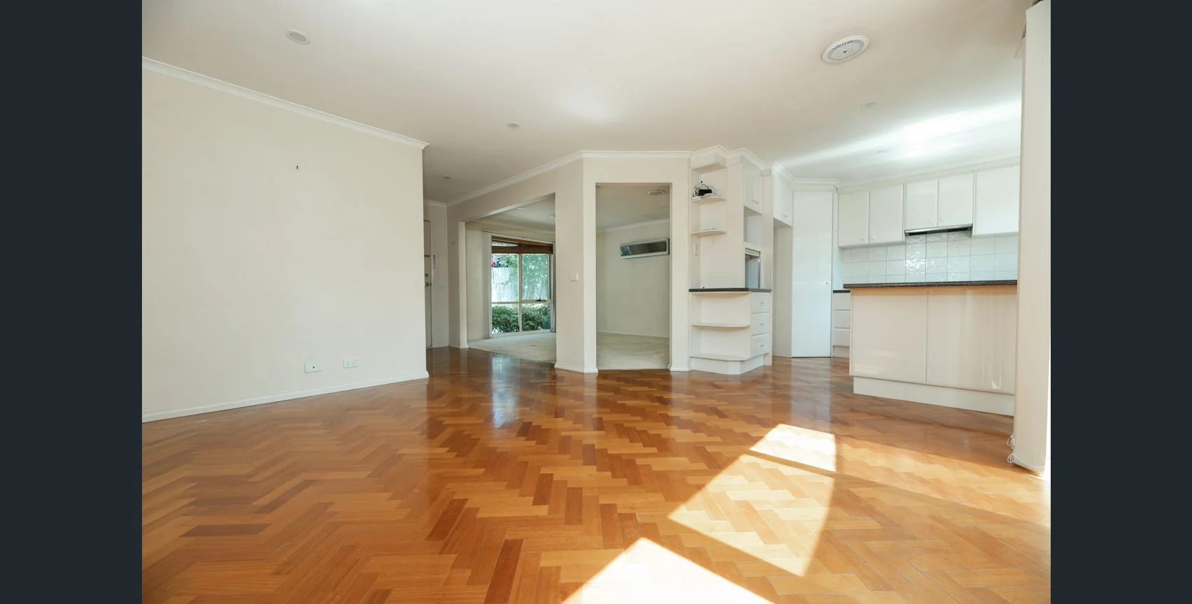 Additional image 2 of 2/4 Georges Road, Ringwood VIC 3134