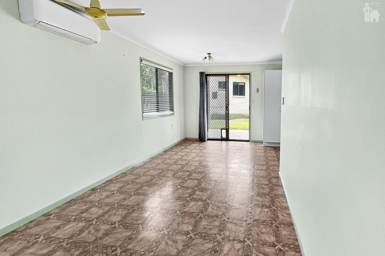 Additional image 5 of 26A Hughes Road, Urangan QLD 4655