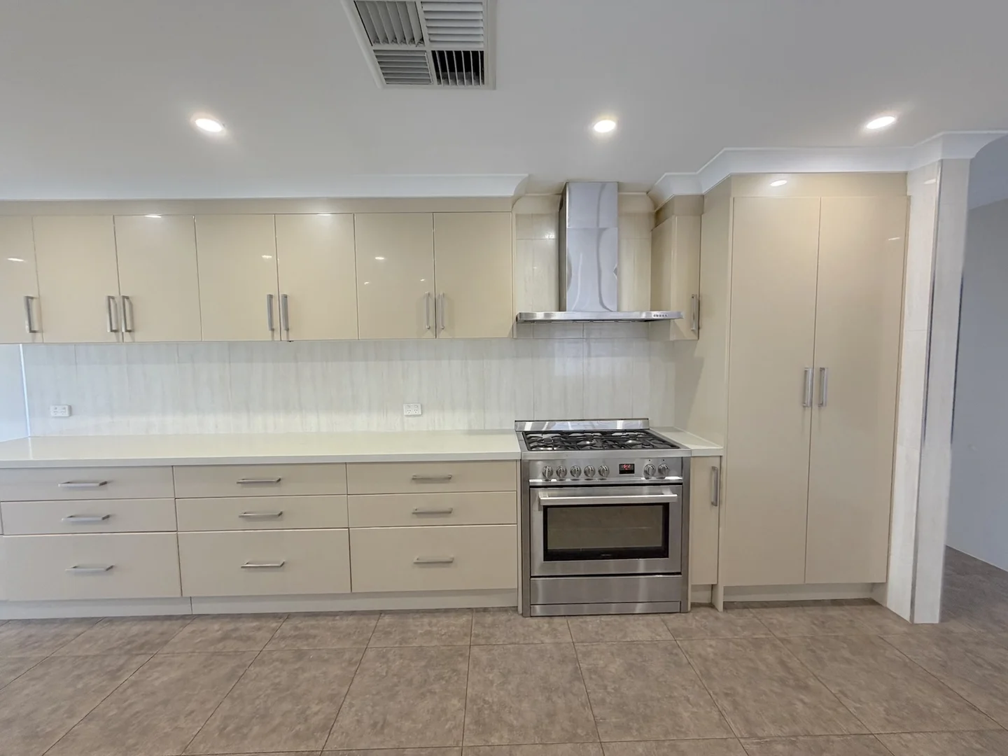 Additional image 4 of 2 Nowranie Place, Hillman WA 6168