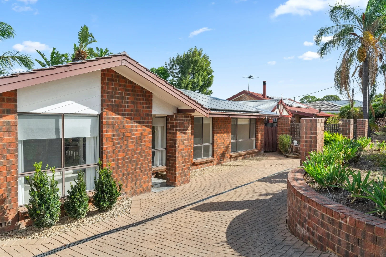 12 Lancing Court, Huntfield Heights SA 5163