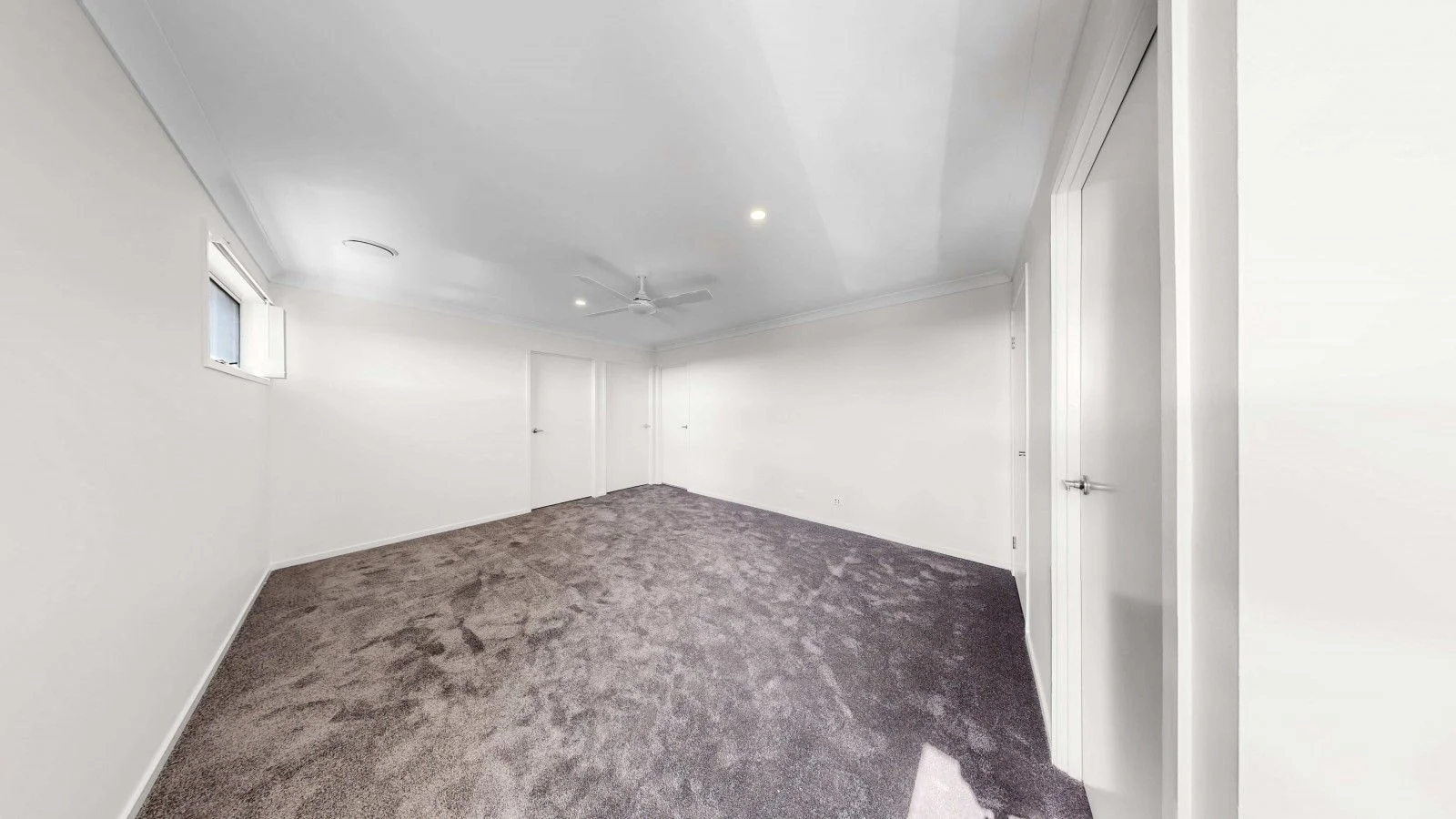 Additional image 9 of ID:21153938/35 Mark Dillon Cct, Spring Mountain QLD 4300
