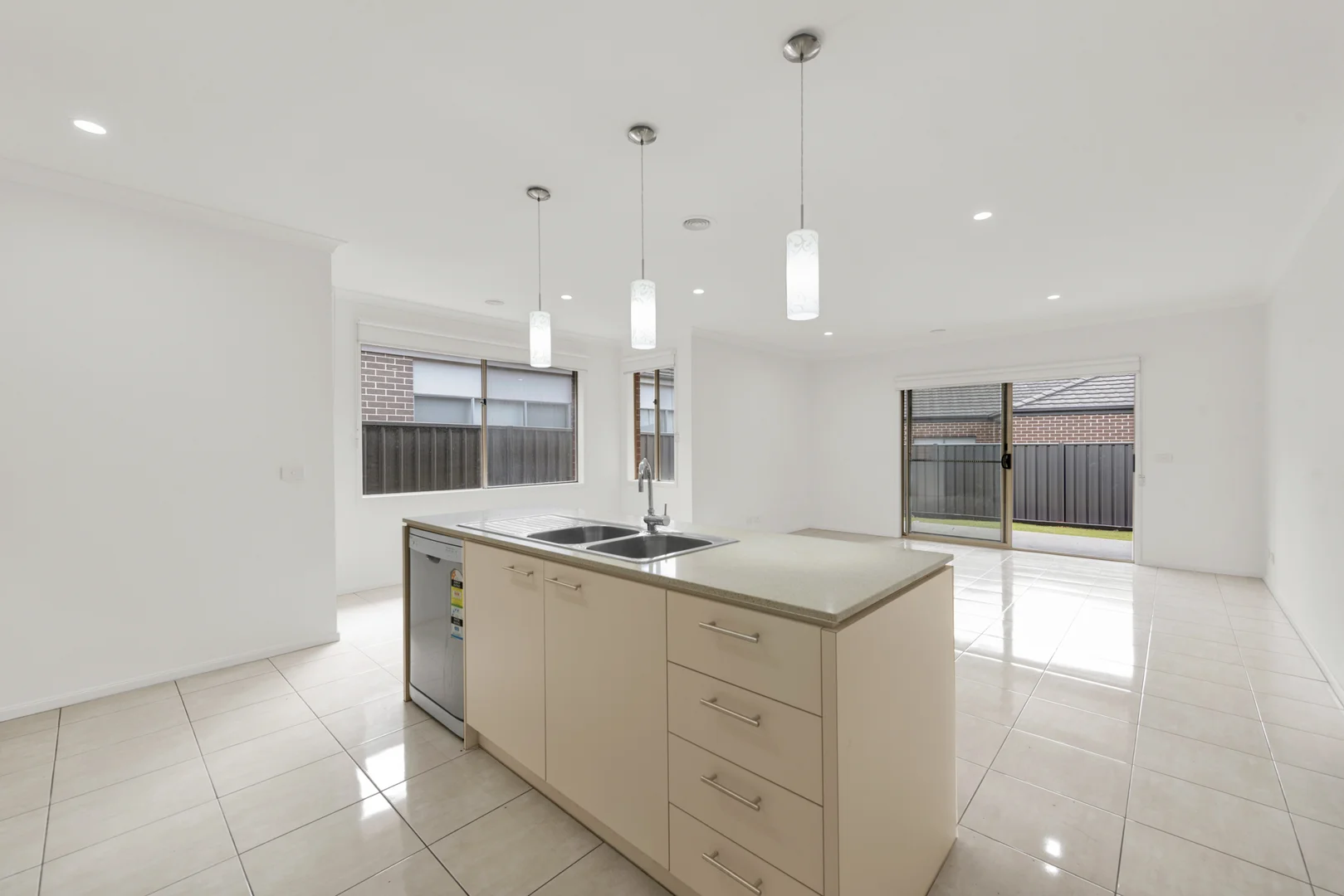 Additional image 3 of 140 Alisma Boulevard, Cranbourne North VIC 3977