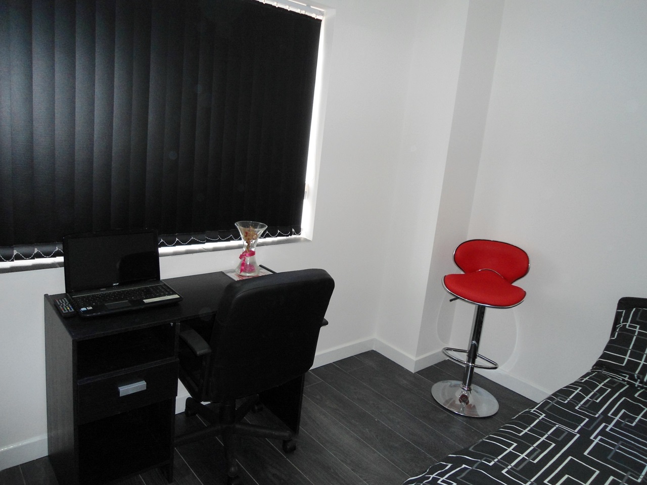 Additional image 4 of Studio Flat, Brays Lane, CV2, N1 7GU