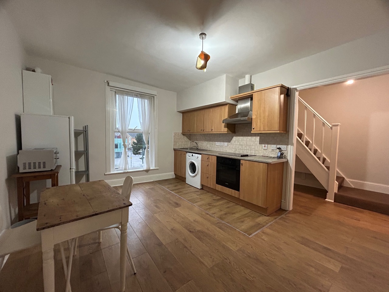 2 Bed Flat, Kingsland High Street, E8, N1 7GU