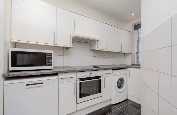 2 Bed Flat, Seymour St, W1H, N1 7GU photo 2