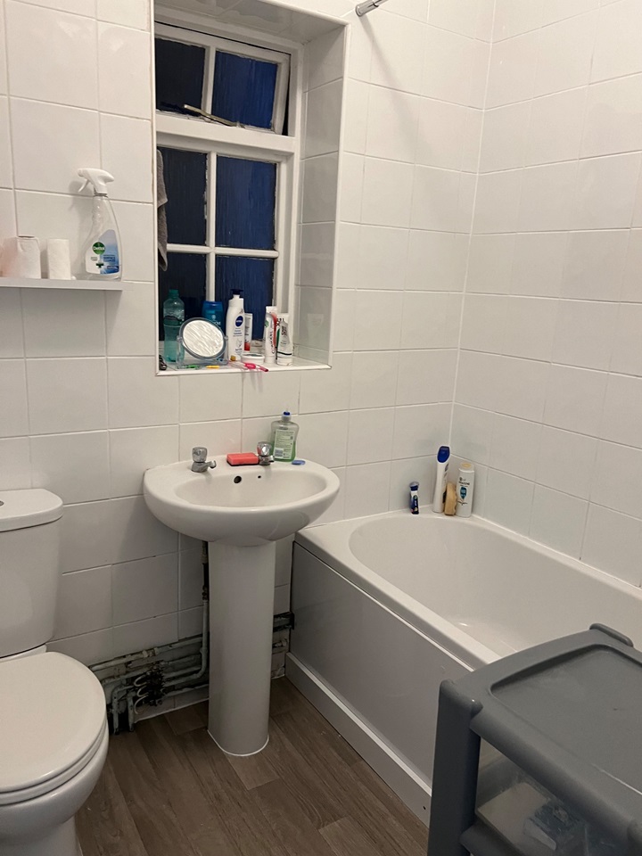 Room in a Shared Flat, Old Shoreham Road, BN3, N1 7GU photo 3