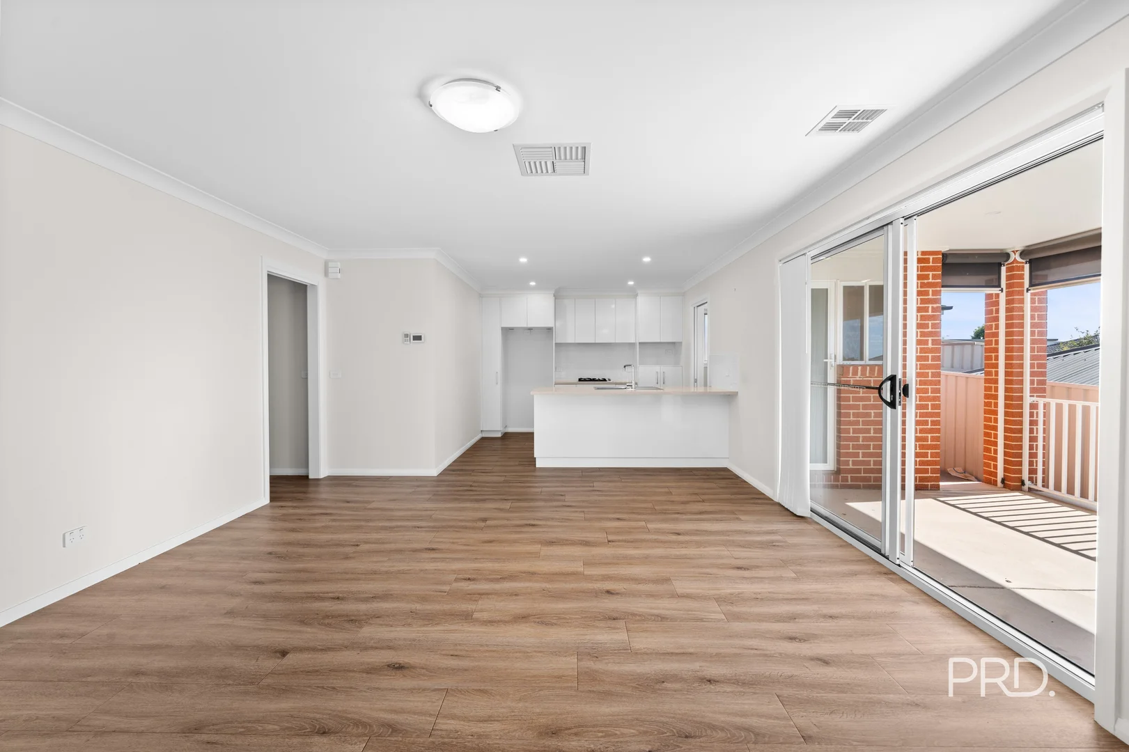 Additional image 3 of 1/114 Brooklyn Dr, Bourkelands NSW 2650