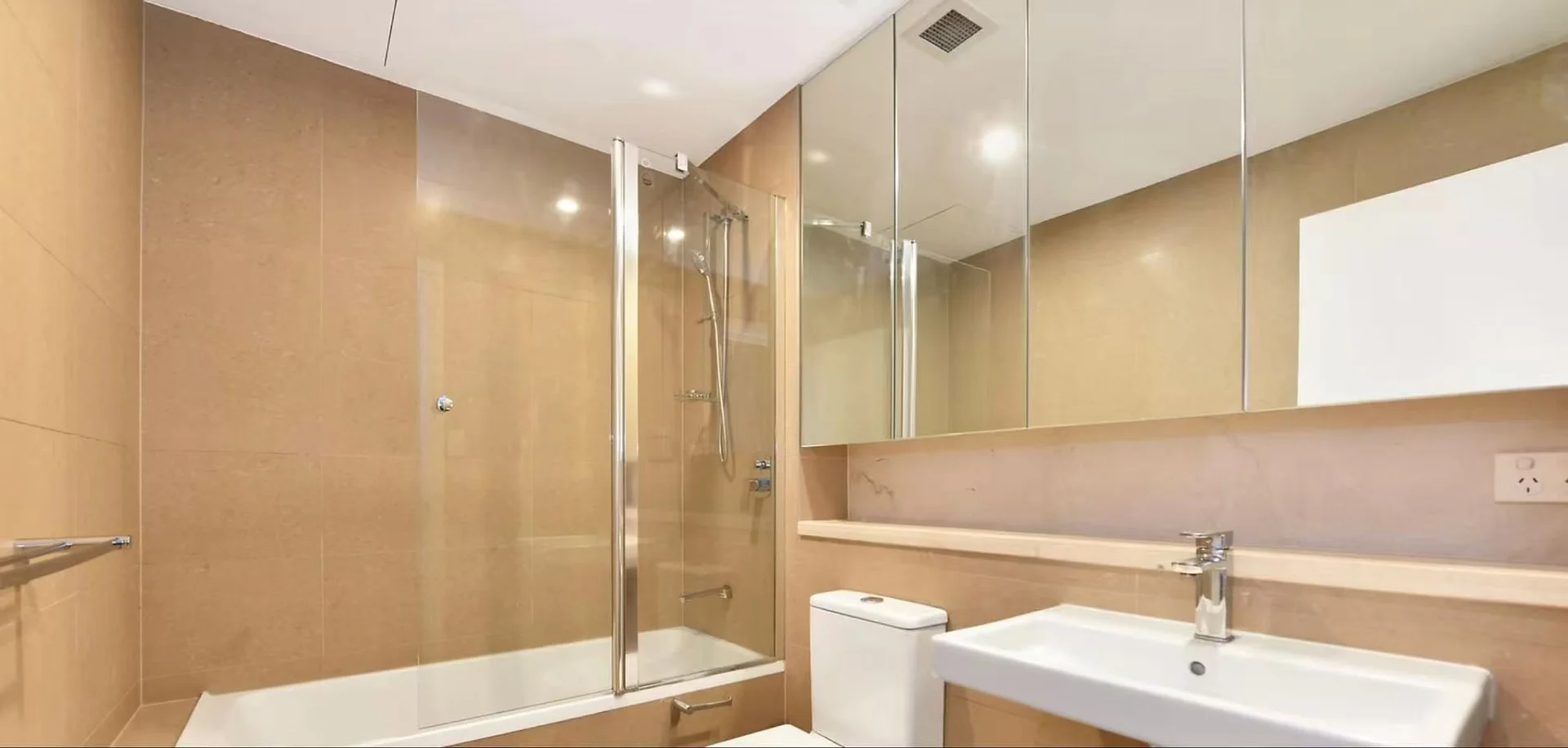 Additional image 3 of Lv4/53 Hill Road, Wentworth Point NSW 2127