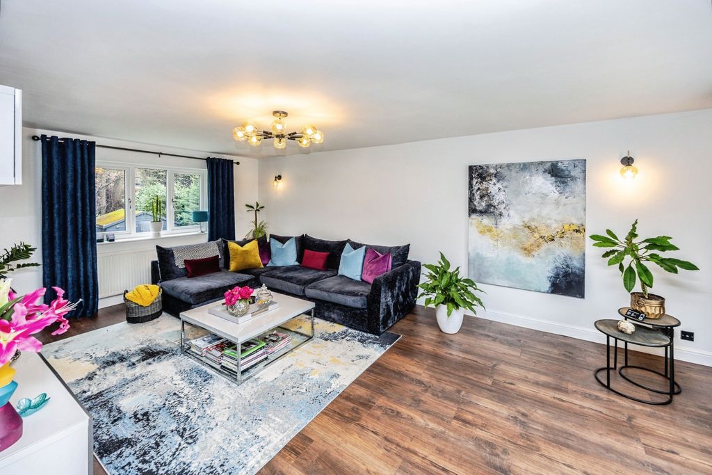 Additional image 11 of 3 bed detached house for saleWakefield Road, Huddersfield HD8