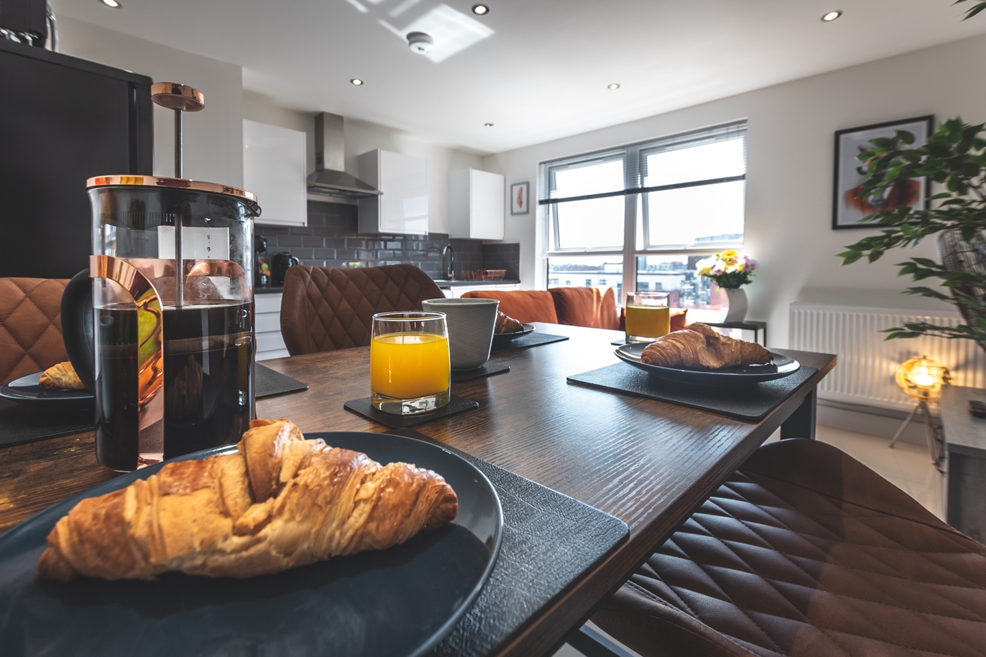 2 Bed Flat, Atlantic Mansions, SO14, N1 7GU photo 4