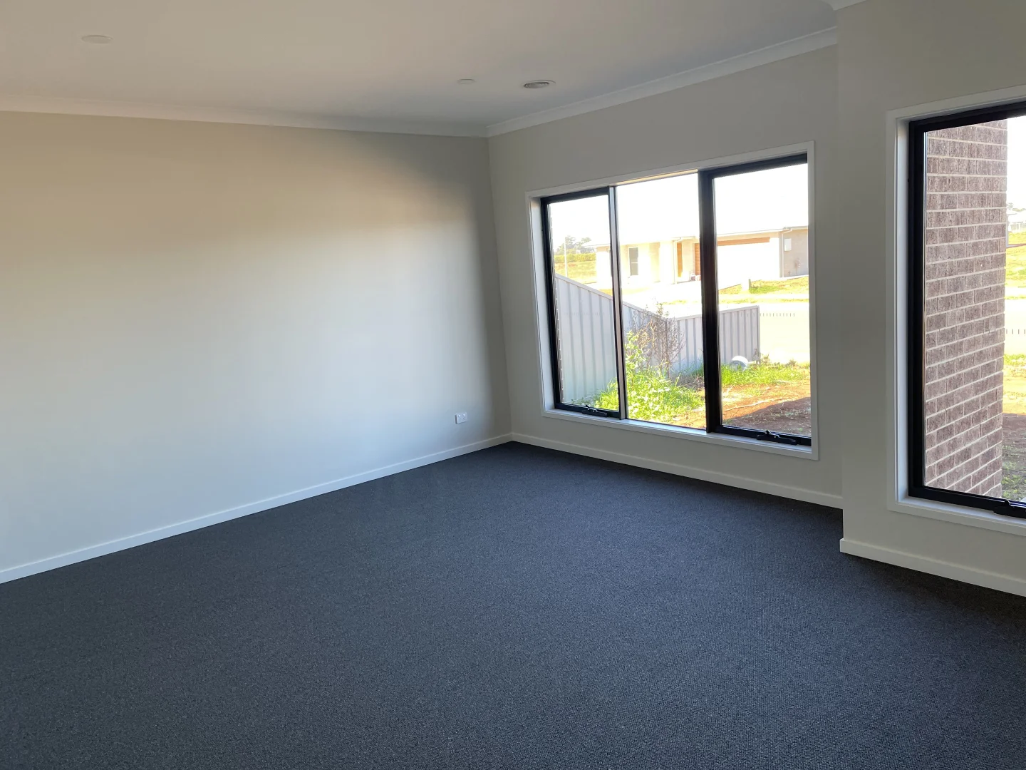 Additional image 2 of 15 Piper Circuit, Griffith NSW 2680