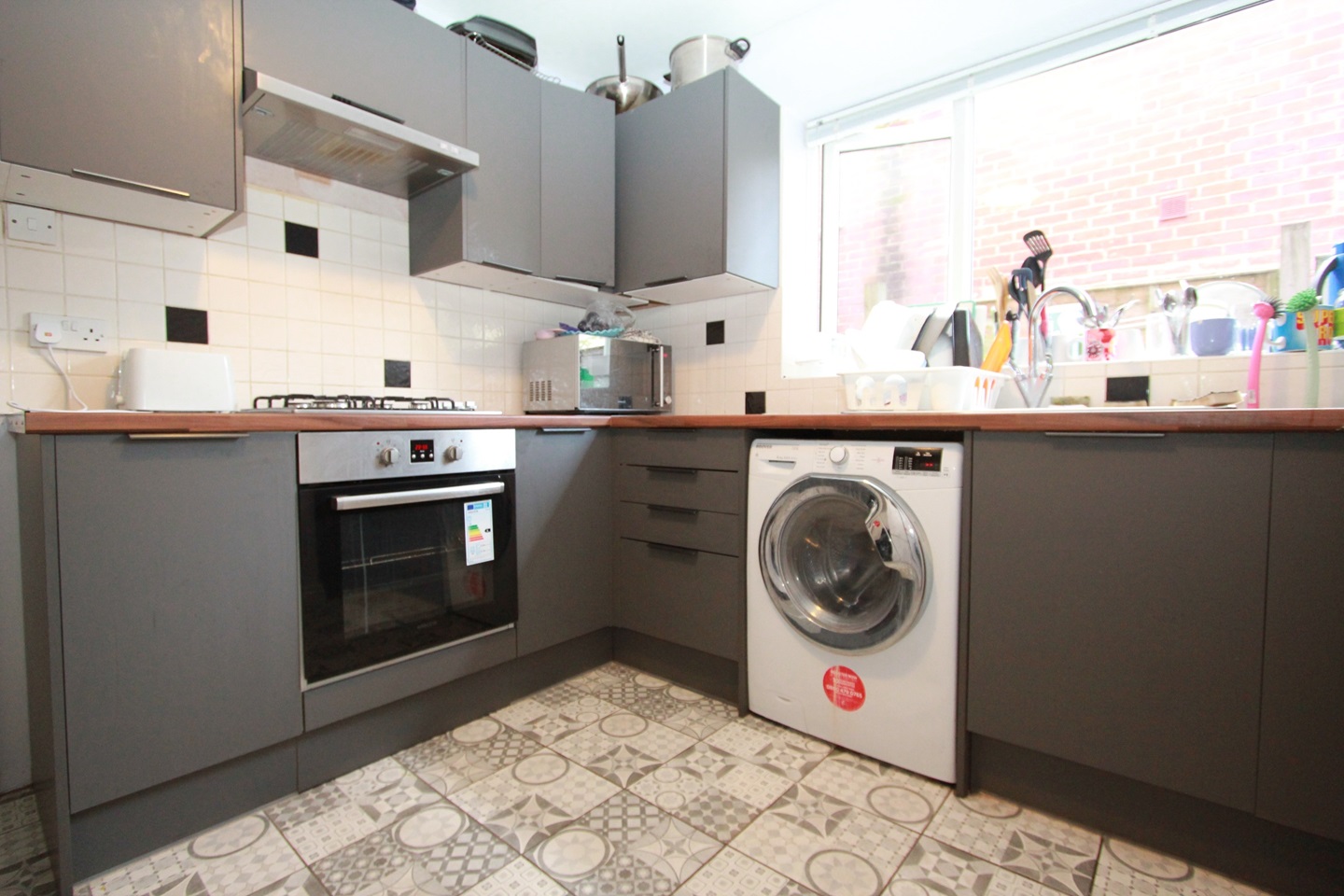 Additional image 7 of 6 Bed Terraced House, Tennyson Road, SO17, N1 7GU