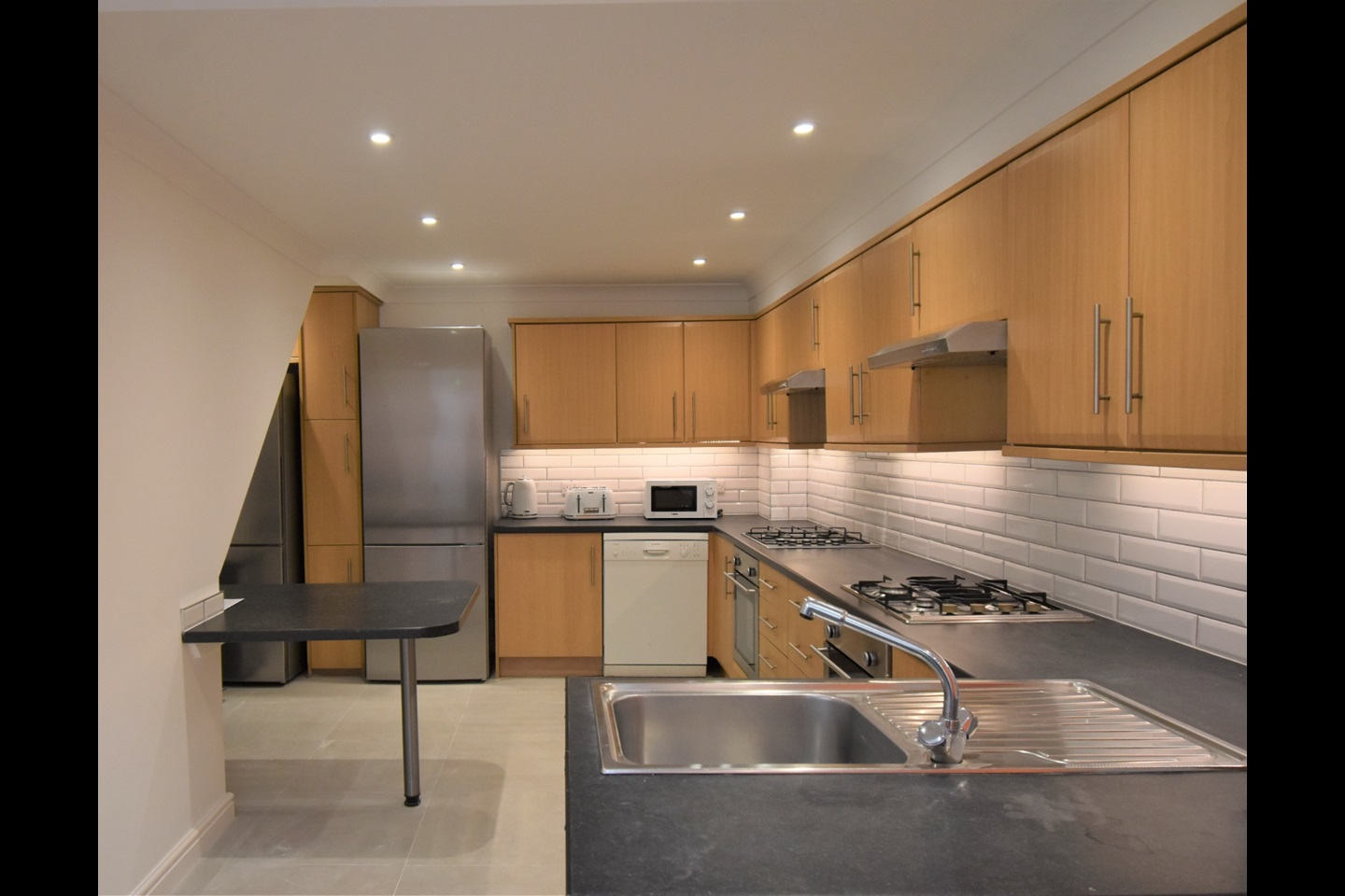 Additional image 4 of 8 Bed Semi-Detached House, Granby Gardens, RG1, N1 7GU