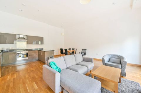 High Street, Stratford, London E15