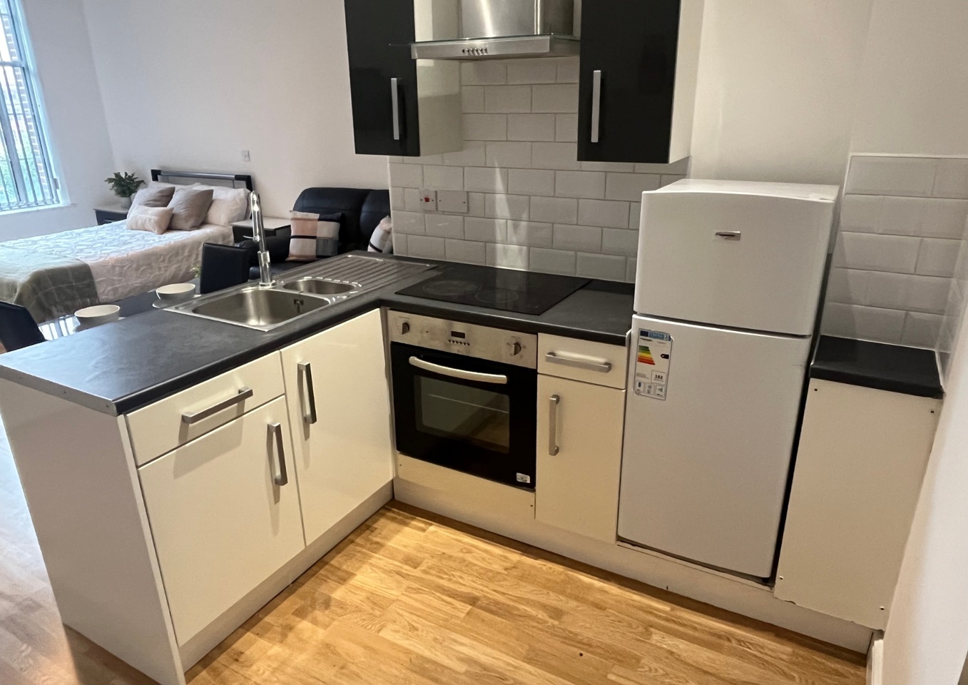 Studio Flat, Lillie House, LE2, N1 7GU photo 2