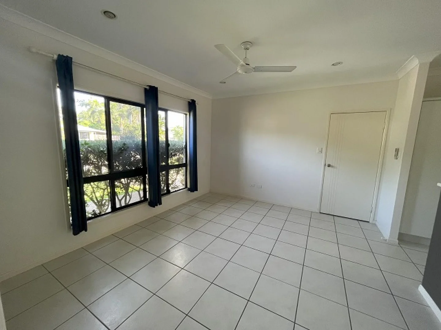 21A Deborah Street, Kelso QLD 4815 photo 3