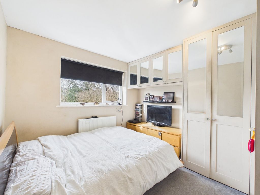 Additional image 7 of 3 bed end terrace house for saleAvondale Avenue, Staines-Upon-Thames, Surrey TW18