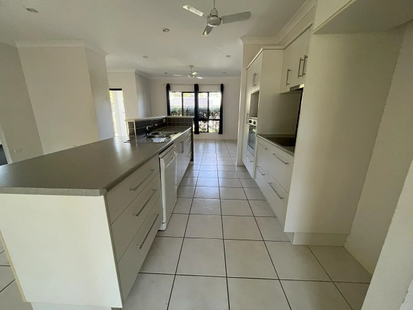 21A Deborah Street, Kelso QLD 4815 photo 2