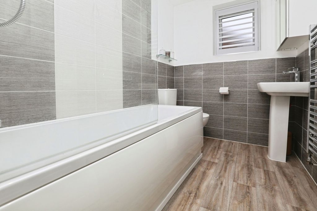 Additional image 5 of 3 bed town house for saleBrightsons Close, Southport PR8