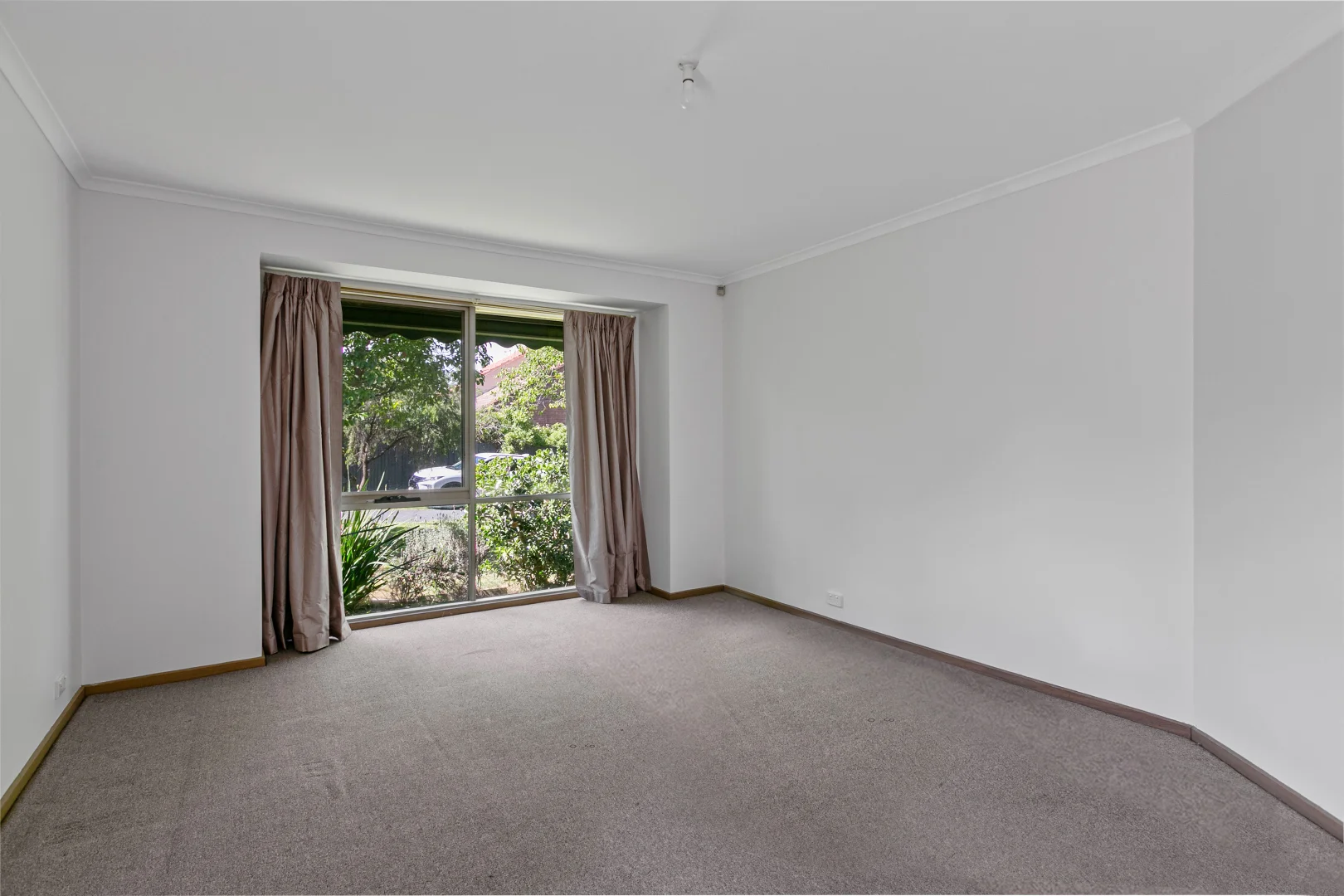 Additional image 5 of 1 Yerrin Chase, Alphington VIC 3078