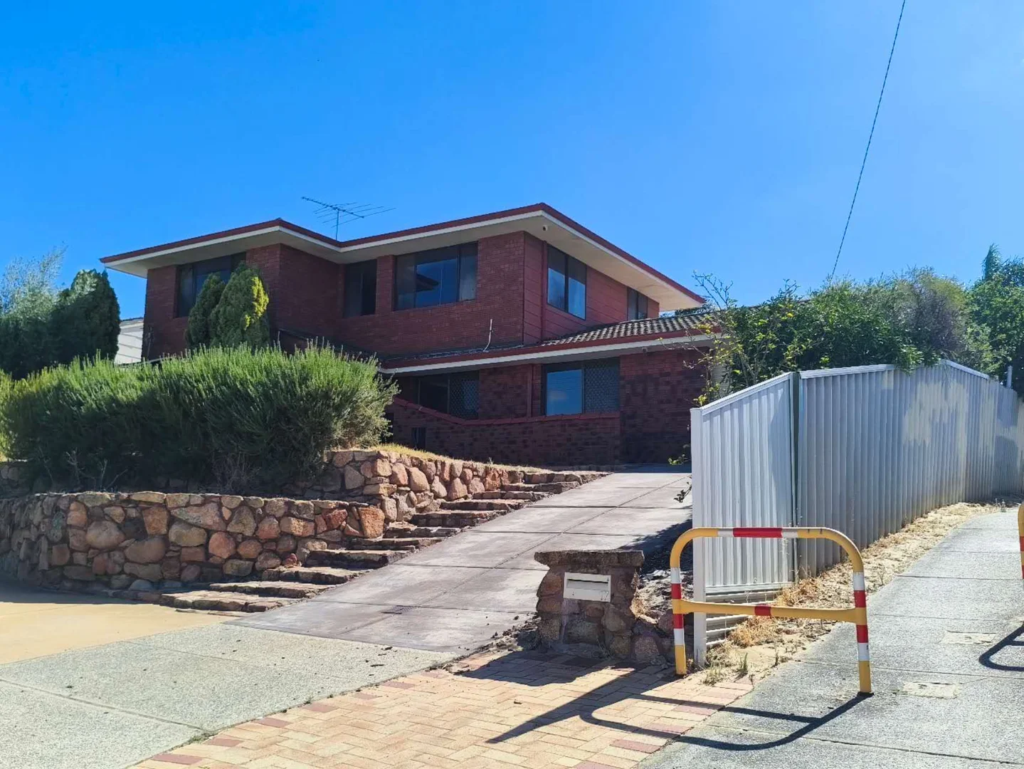 Additional image 2 of 17 Kanangra Crescent, Greenwood WA 6024