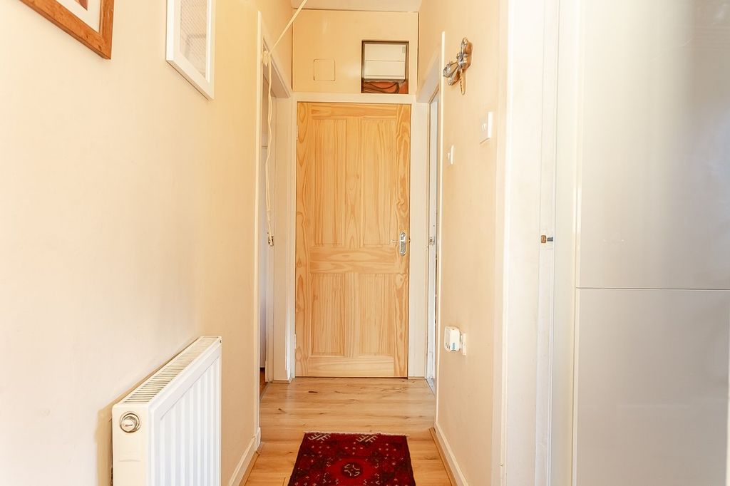 Additional image 9 of 3 bed flat for saleLochend Avenue, Edinburgh EH7