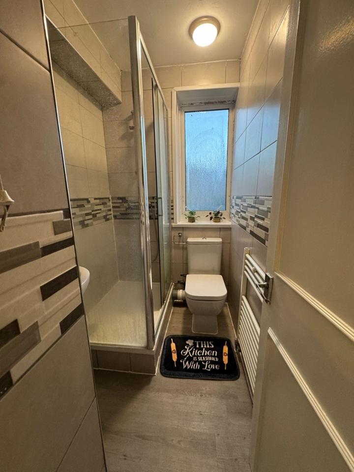 Room in a Shared House, Roberta St, E2, N1 7GU photo 4
