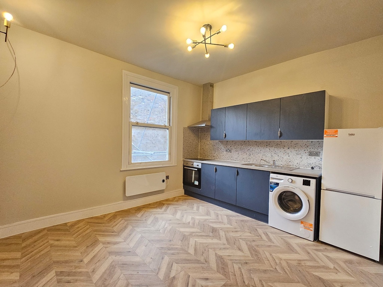 2 Bed Flat, Junction Road, N19, N1 7GU photo 2