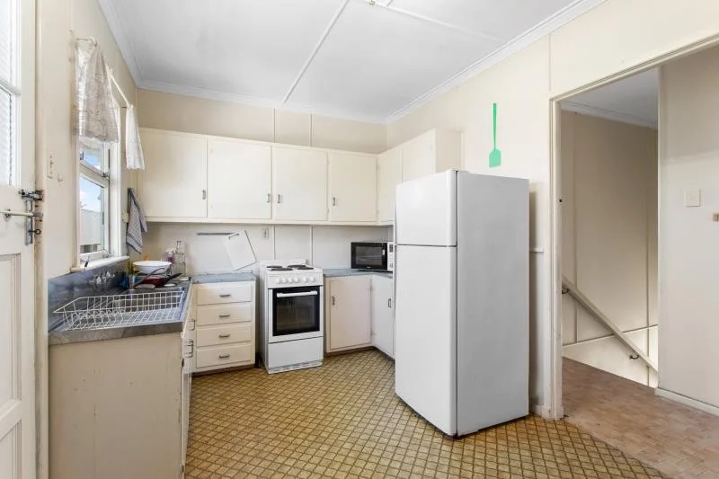 Additional image 5 of 405 OXLEY AVENUE, Redcliffe QLD 4020