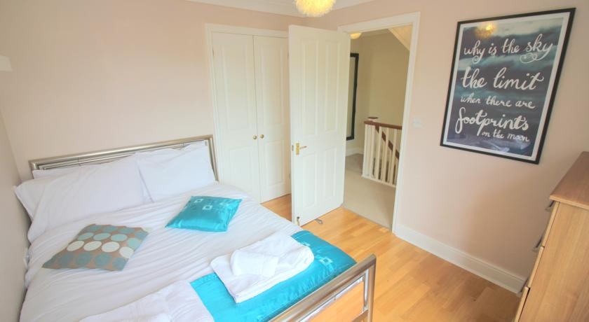 Additional image 11 of 4 Bed Semi-Detached House, Elfleda Road, CB5, N1 7GU
