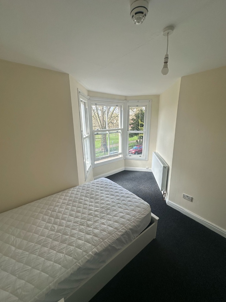 Additional image 8 of Room in a Shared House, Carlyle Road, CB4, N1 7GU