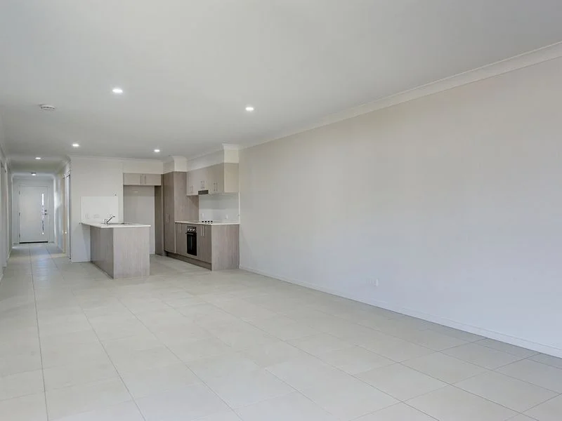 Additional image 4 of 1/9 Joyce Street, Karalee QLD 4306