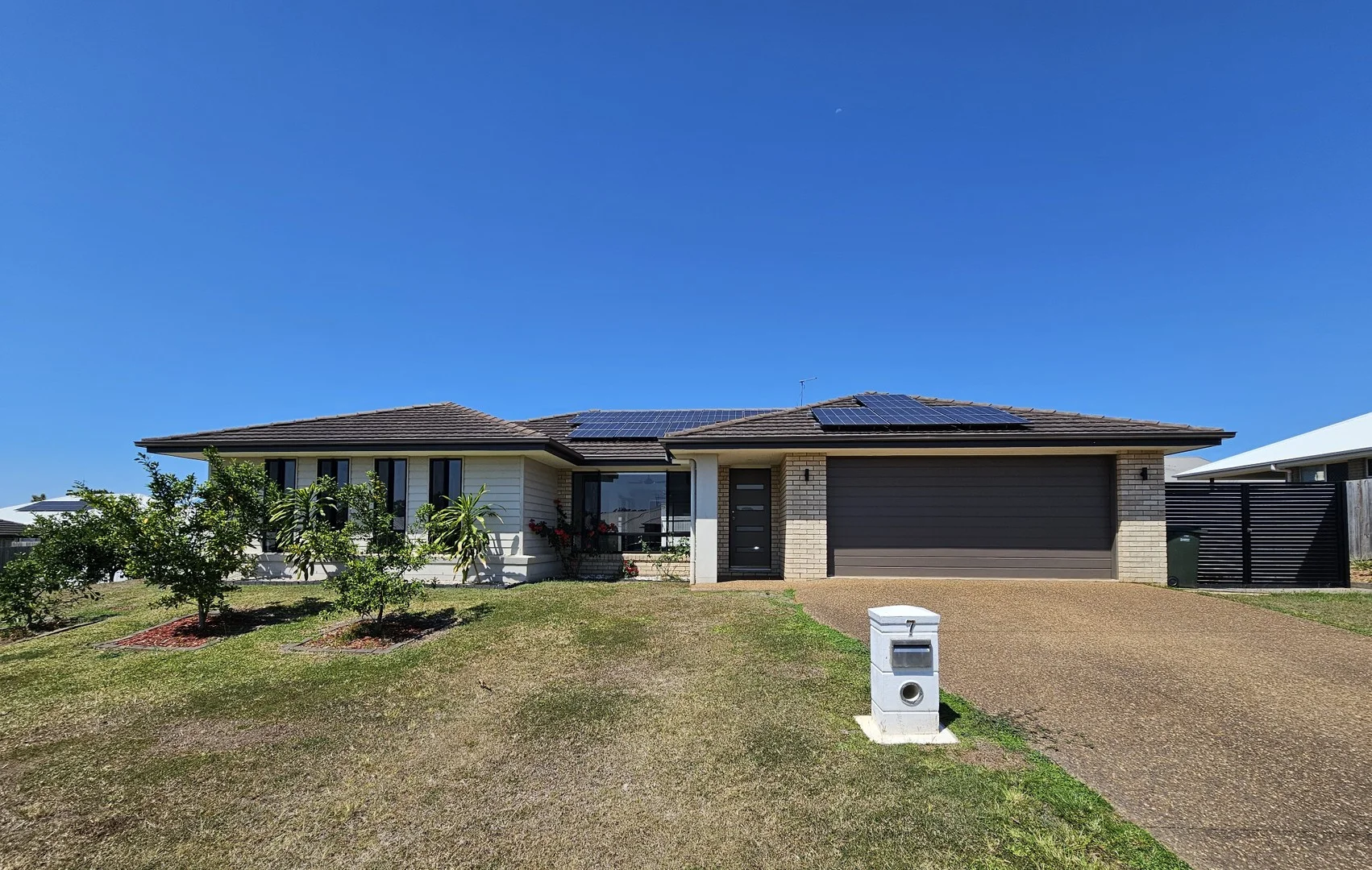7 Kirkwood Street, Branyan QLD 4670