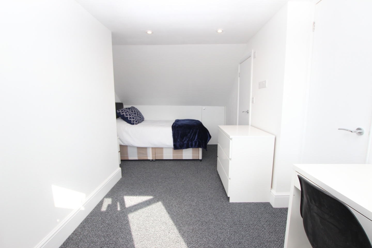 Room in a Shared House, Catherine St, RG30, N1 7GU