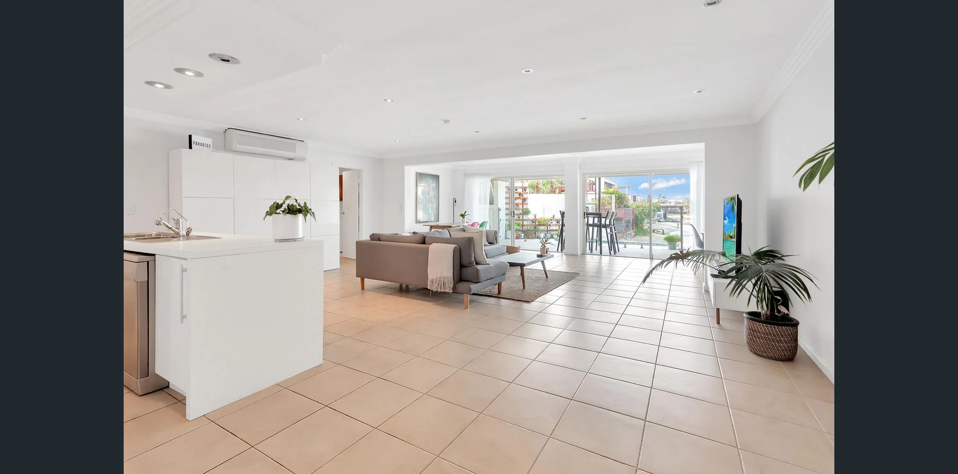 Additional image 2 of 1/29 Merrimac Boulevard, Broadbeach Waters QLD 4218