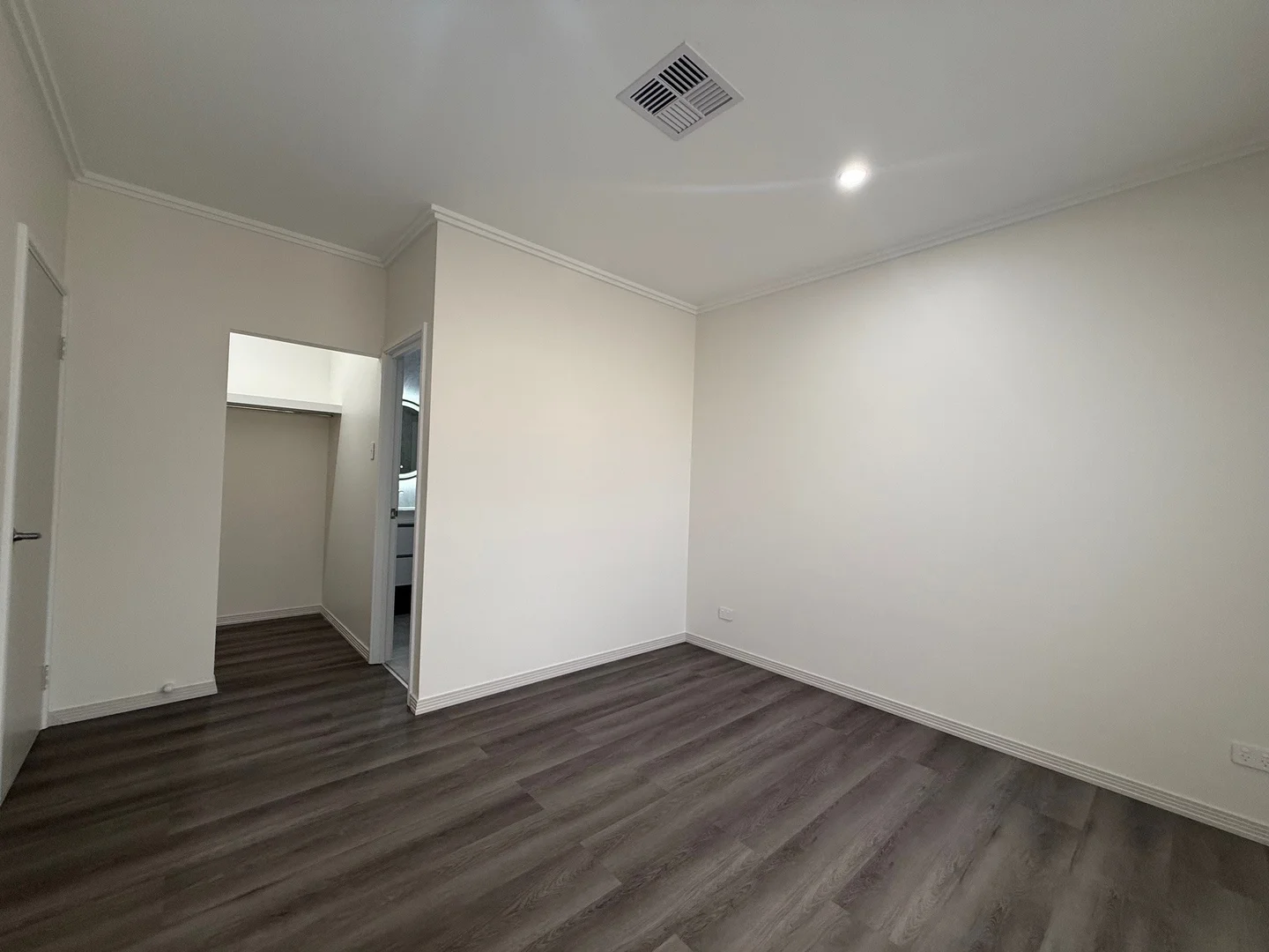 Additional image 7 of 292A Drake Street, Morley WA 6062