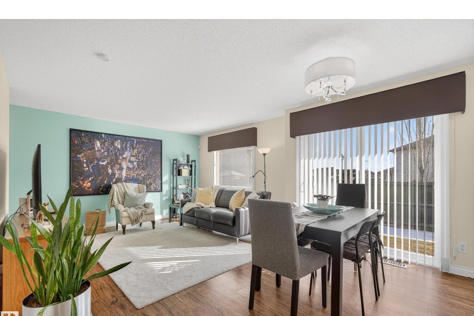 12050 17 Avenue, Edmonton, AB, T6W 1X4