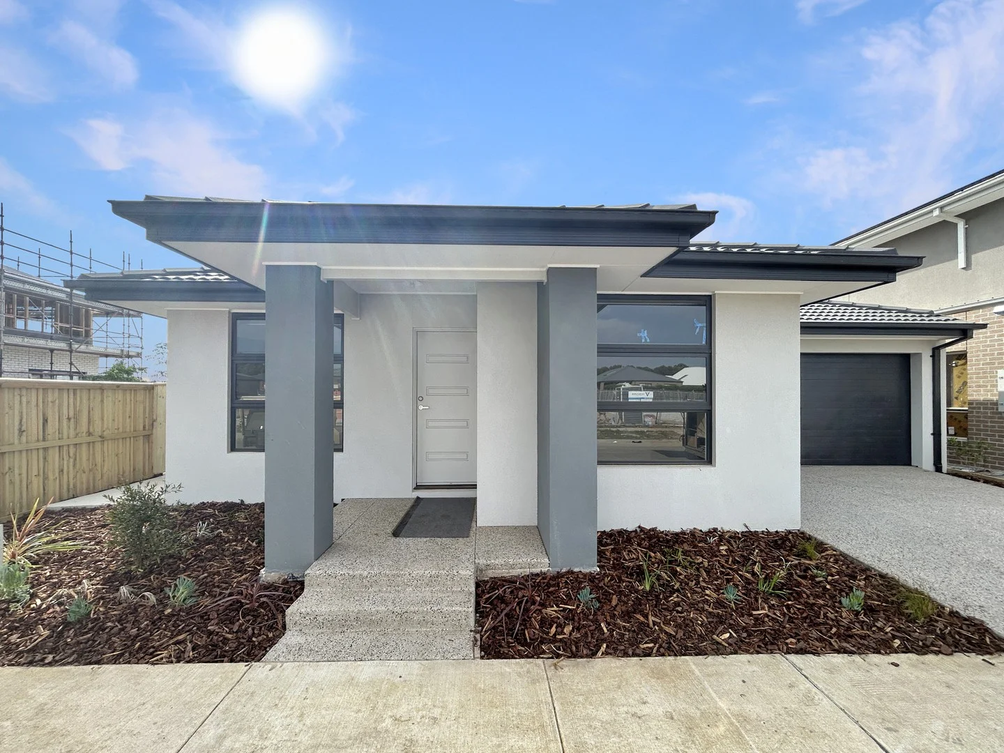 17 Voyage Street, Mount Duneed VIC 3217